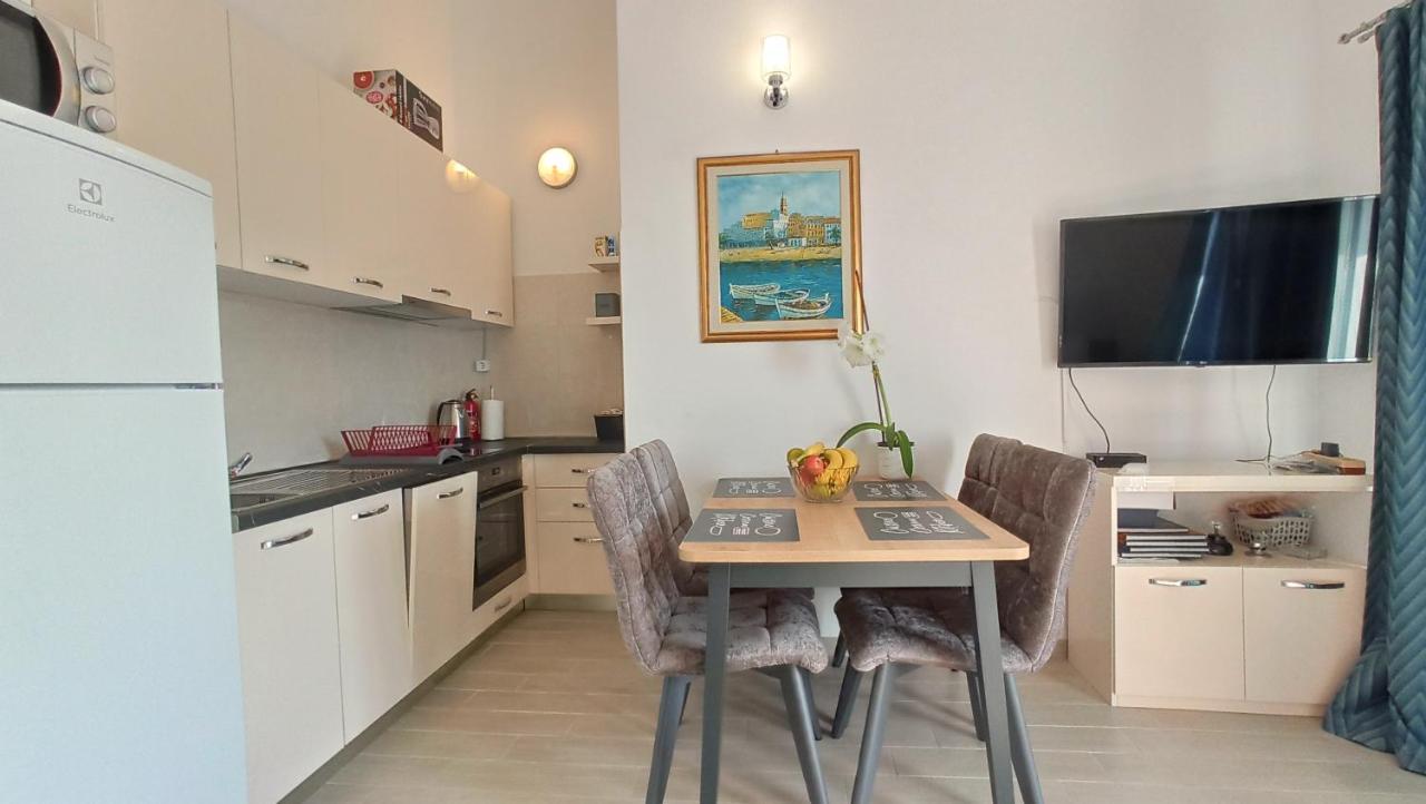 Jakopovic Apartments Rogoznica  Exterior foto